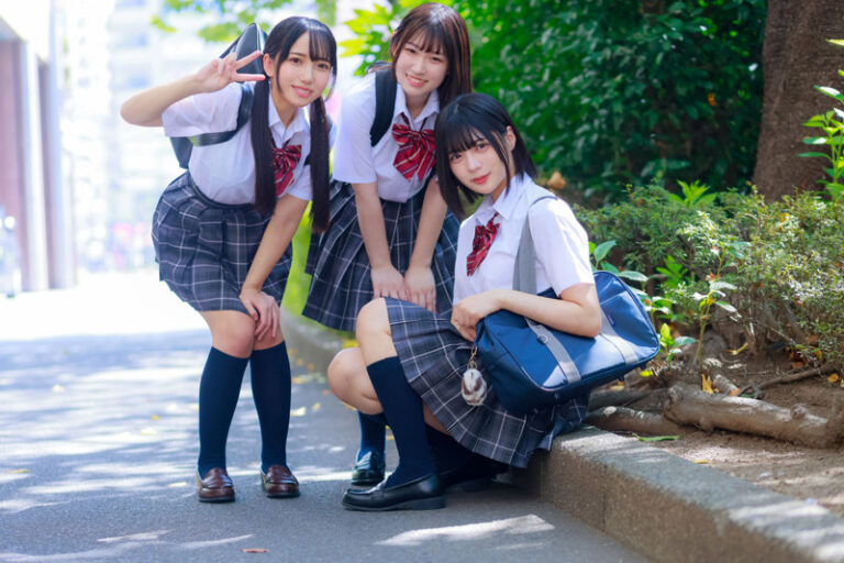 ゆみ＆おと＆まこ サンプル画像 02